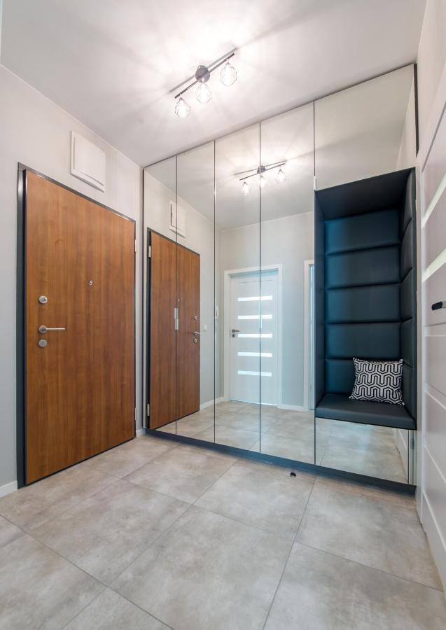 Appartement Close To Chopin Airport, Free Parking *