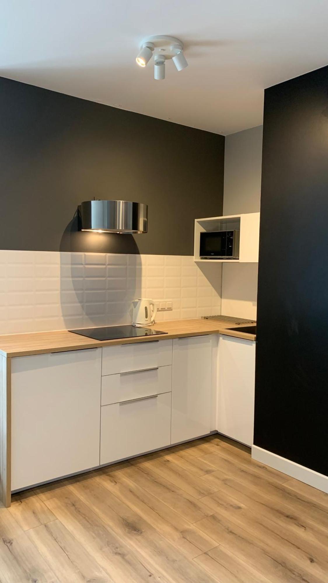 Close To Chopin Airport, Free Parking *